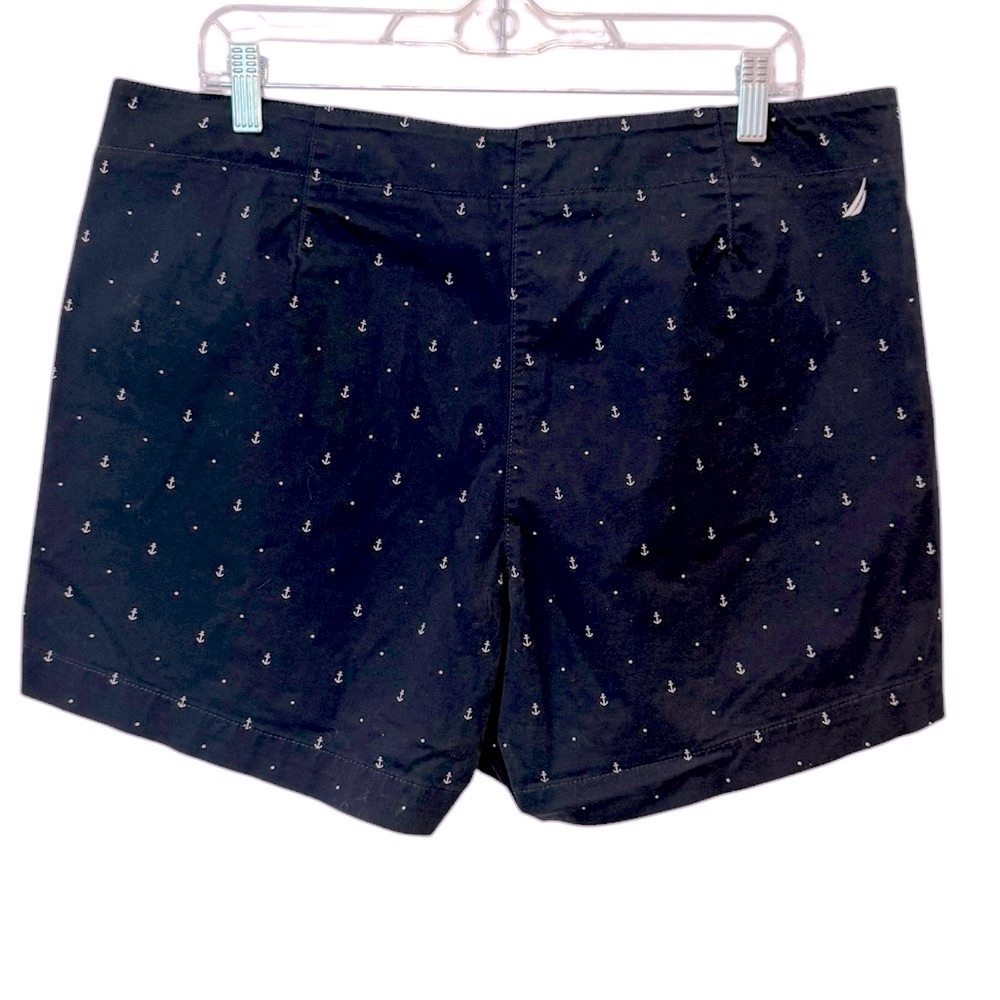 Nautica Navy Seas Blue White Anchors Polka Dots Preppy Coastal Shorts Size 14 - Picture 5 of 11